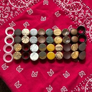 5/8” plugs/gauges